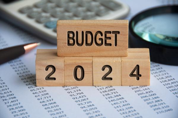 Wooden blocks reading "Budget", on top of "2024"